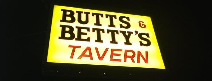 Butts & Betty's Tavern is one of สถานที่ที่ Jeff ถูกใจ.