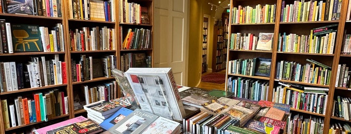 Topping & Company Booksellers is one of Jelmer'in Beğendiği Mekanlar.
