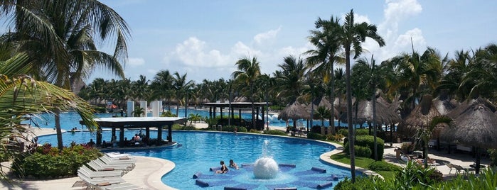Mayan Palace is one of Kylieさんのお気に入りスポット.