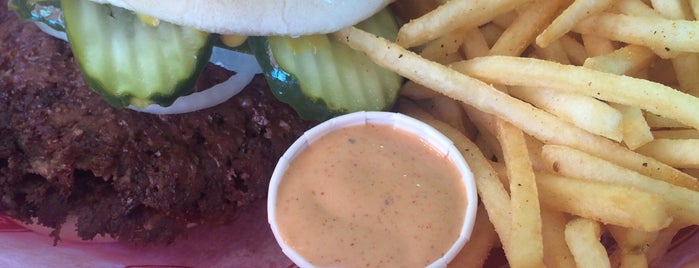 Freddy's Frozen Custard & Steakburgers is one of Oklahoma Places to Eat.