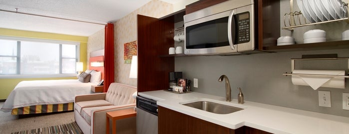 Home2 Suites by Hilton is one of Hotels on The Charm'tastic Mile.