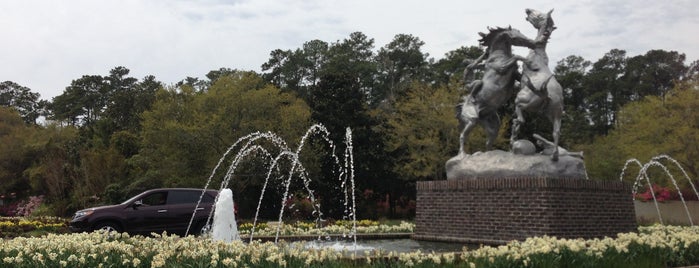 Brookgreen Gardens is one of Because Foursquare F*cked Up Their List Feature 2.