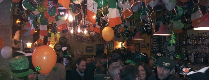 Paddy's Corner is one of Posti salvati di Karinn.