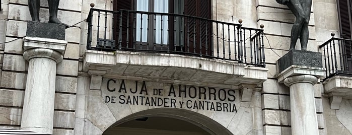 Plaza Porticada is one of Burgos, Salamanca, Santander trip.