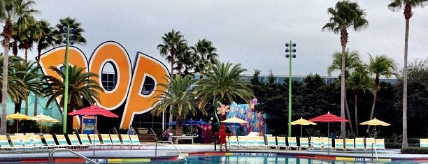 Hippy Dippy Pool is one of สถานที่ที่ Lizzie ถูกใจ.