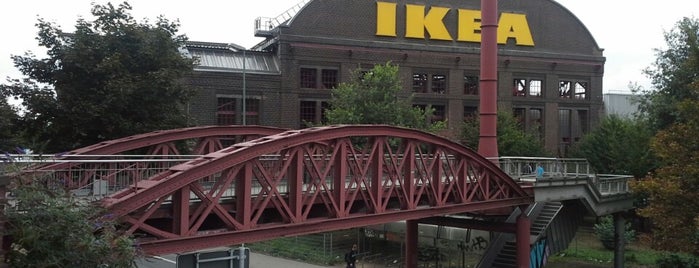 IKEA is one of Son ツさんのお気に入りスポット.