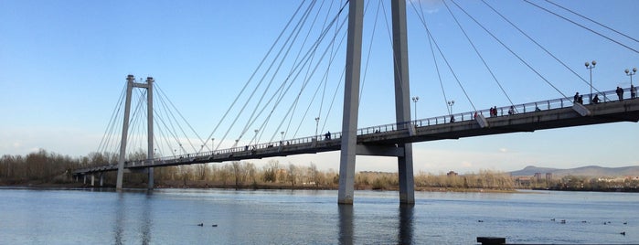 Пешеходный мост "Виноградовский" is one of Красноярск / Krasnoyarsk.