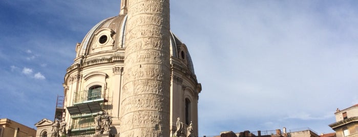 Coluna de Trajano is one of Locais curtidos por Paolo.