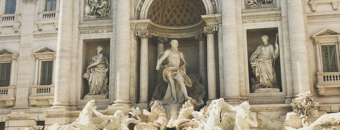 Trevi Fountain is one of Paolo’s Liked Places.