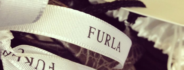 Furla is one of Lugares favoritos de Julia.