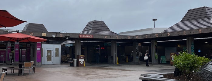 Kona International Airport (KOA) is one of Airports Visited.