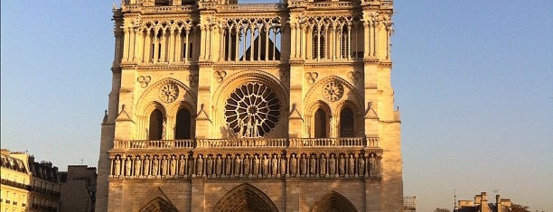 Cathédrale Notre-Dame de Paris is one of L'Europe et moi.
