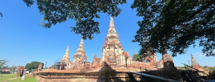 Wat Chai Watthanaram is one of Fang : понравившиеся места.