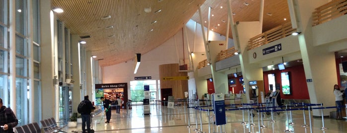 El Tepual International Airport (PMC) is one of Visitando Puerto Montt.
