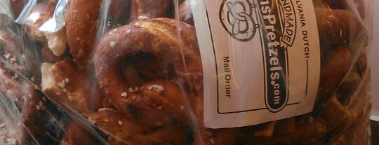 Martin's Pretzels is one of jiresell’s Liked Places.