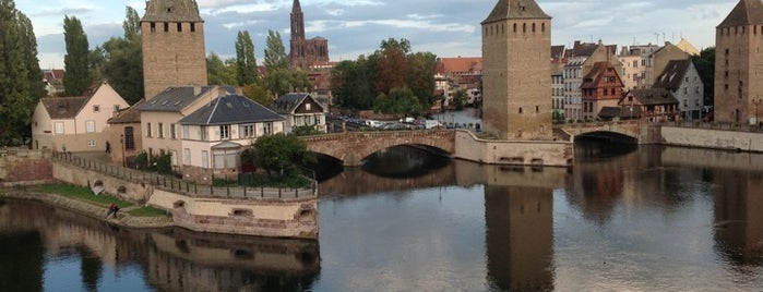 Ponts Couverts is one of Orte, die Ralf gefallen.