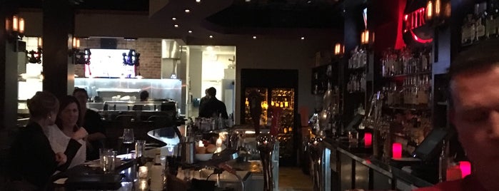 Nitrogen Bar, Grill, and Sushi is one of Liberty'in Beğendiği Mekanlar.