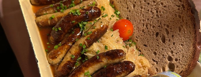 Käfer Wiesn-Schänke is one of Gastro.
