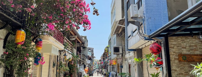 Shennong Street is one of 環台灣.
