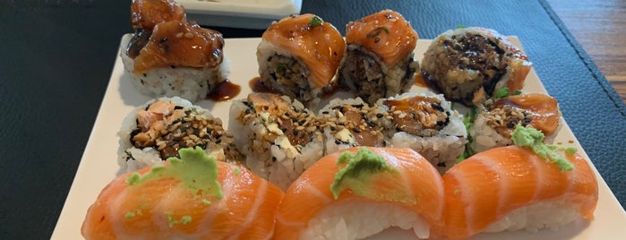 Taishi | Express & Sushi Lounge is one of Sushi Canoas.