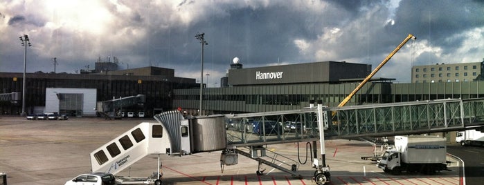 Hannover Havalimanı (HAJ) is one of airports.