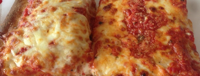 Rosa's Pizza is one of Lugares favoritos de Irene.
