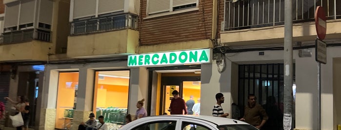 Mercadona Tres Cruces is one of av. cid.