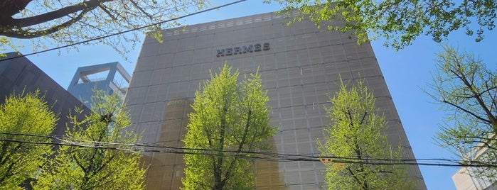 MAISON HERMÈS DOSAN PARK is one of ㅅㅇ 쇼핑. 스킨케어. 문화..
