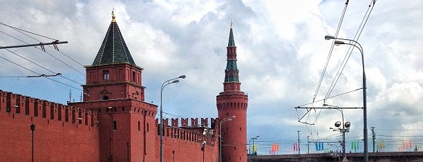 The Kremlin is one of Замки и крепости России.