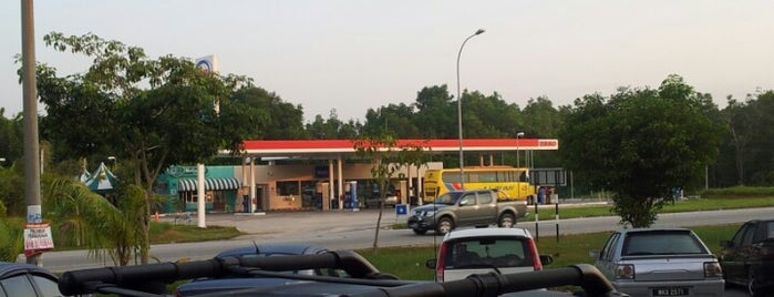 Esso, Nilai Asli is one of Fuel/Gas Station,MY #11.