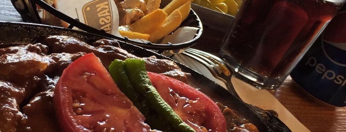 Park Kasap Steak House is one of Posti che sono piaciuti a Hidayet.