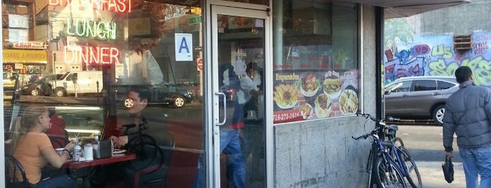 The 15 Best Places for Empanadas in Queens