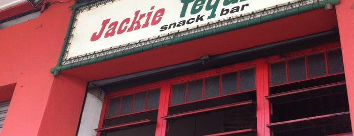 Jackie Tequila snack bar is one of Só os fortes sobrevivem.