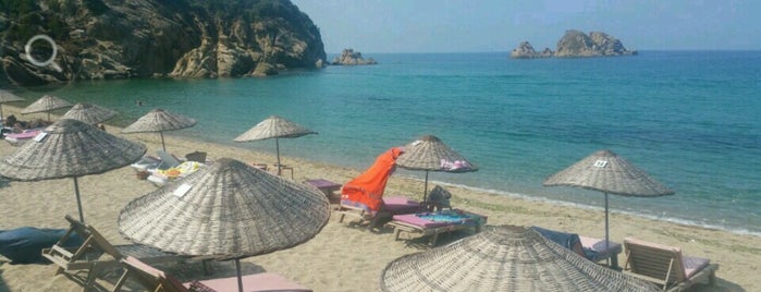 Manastır koyu Bungolov beach is one of Orte, die Ismail gefallen.