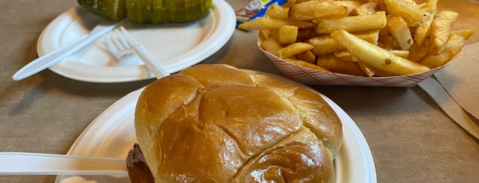 The Beef Barn is one of Delis and/or Sandwiches.