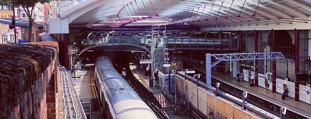 Farringdon London Underground Station is one of Orte, die Aniya gefallen.