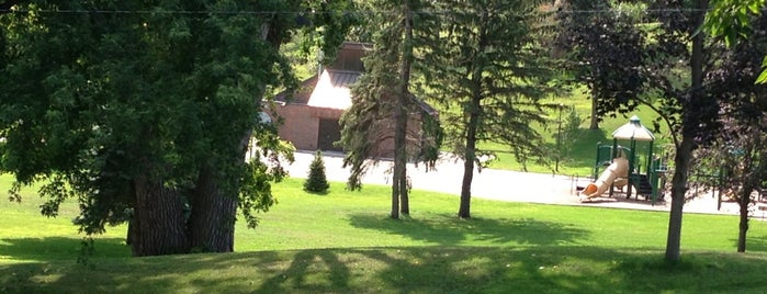 Scheid Park is one of Lugares favoritos de Wesley.