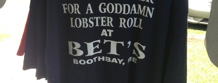 Bet's Fish Fry is one of Maine To-Do.