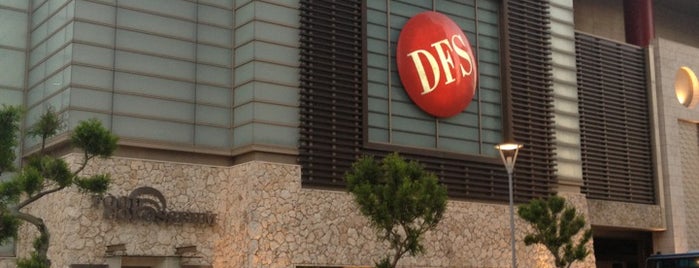 Tギャラリア沖縄 by DFS is one of OKINAWA♡.