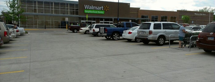 Walmart Neighborhood Market is one of Lieux qui ont plu à Salvatore.