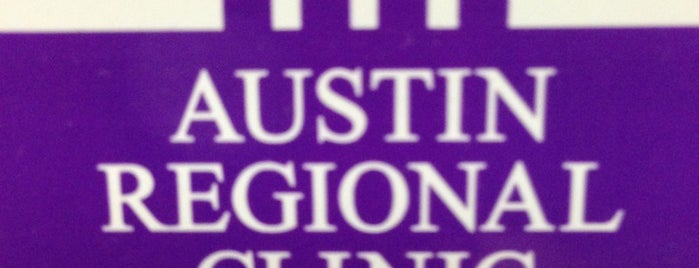 Austin Regional Clinic is one of Lorie'nin Beğendiği Mekanlar.