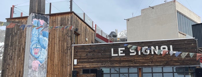 Restaurant Le Signal is one of Val d'Isere.