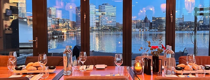 Ode aan de Amstel is one of Favourites restaurants and bars in a'dam.
