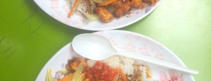 Marvelous Ayam Goreng Kunyit is one of Happy place.