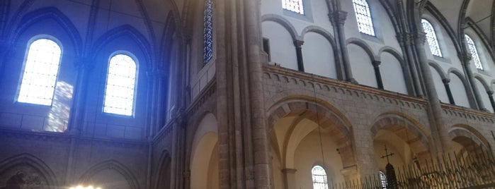 St. Aposteln is one of Köln.