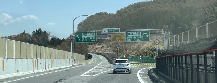 Okaya JCT is one of 中央自動車道.