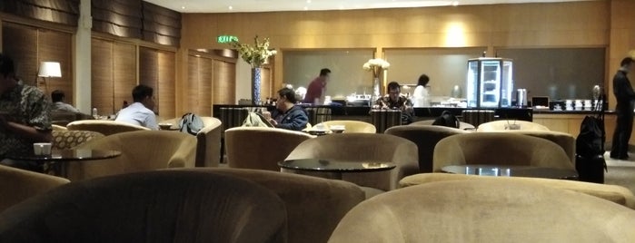 PURA INDAH First & Business Class Lounge is one of Jakarta bau.