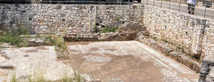 Ancient Roman Villa is one of Греция.