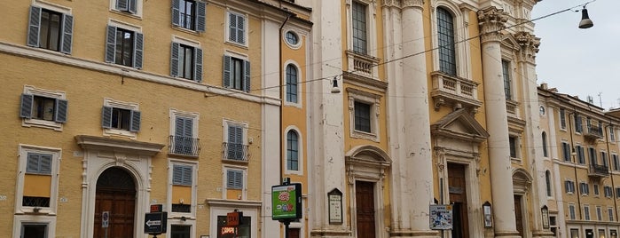 Basilica dei Santi Ambrogio e Carlo al Corso is one of Roma.