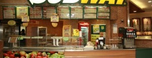Subway is one of Por ai ....